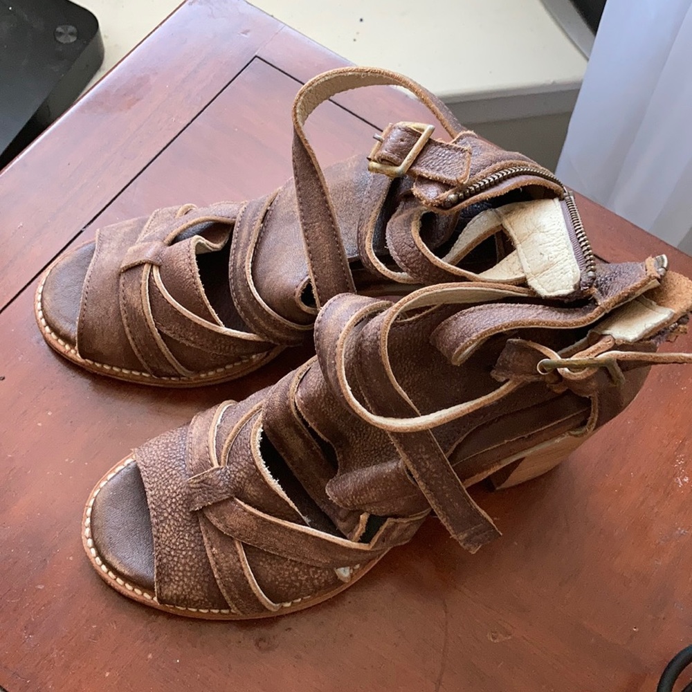 Women’s Shoes
